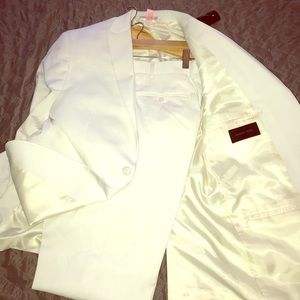 Andrew Fezza White 2 button suit